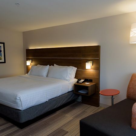 Holiday Inn Express & Suites Mckinney - Frisco East By Ihg Ngoại thất bức ảnh