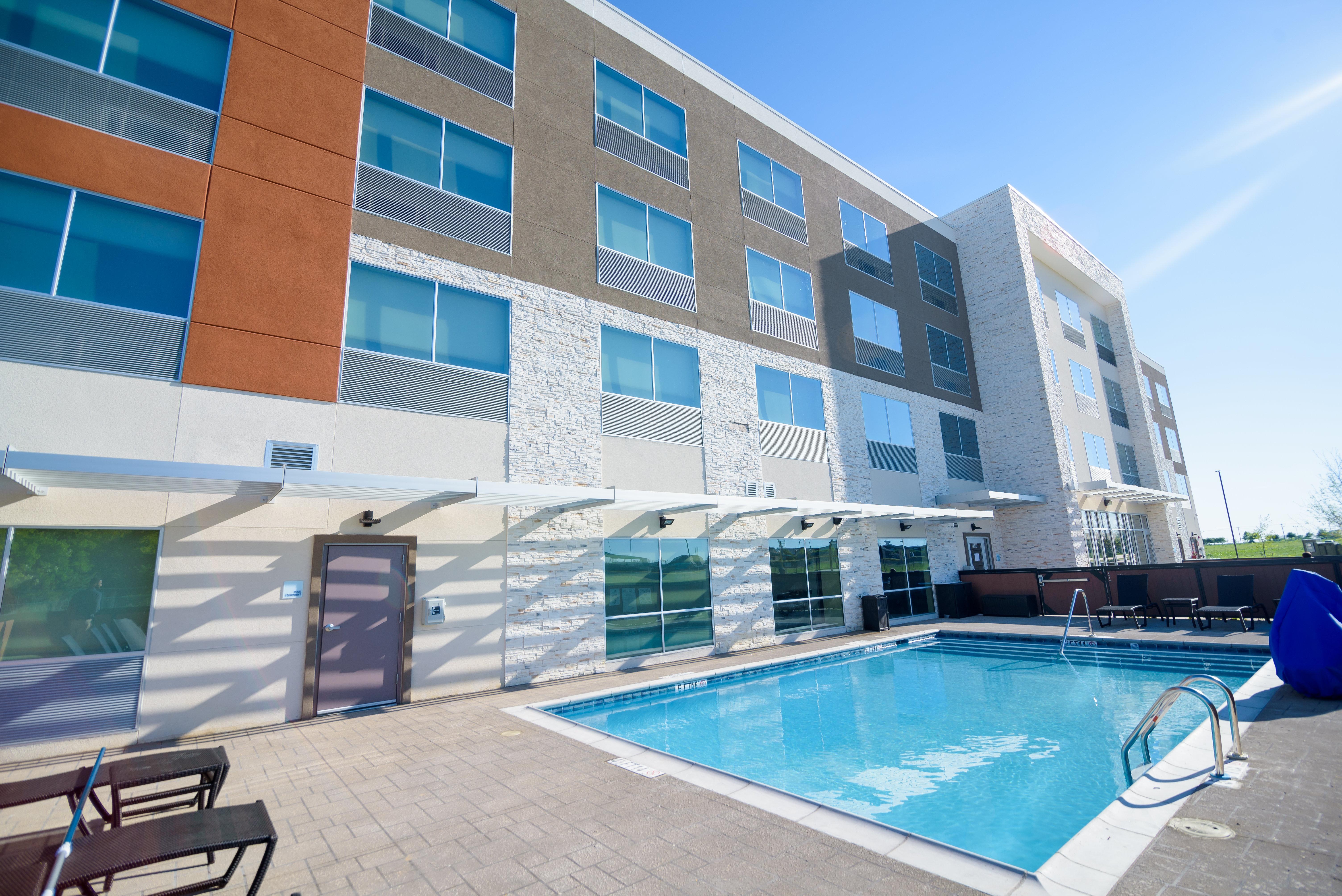 Holiday Inn Express & Suites Mckinney - Frisco East By Ihg Ngoại thất bức ảnh