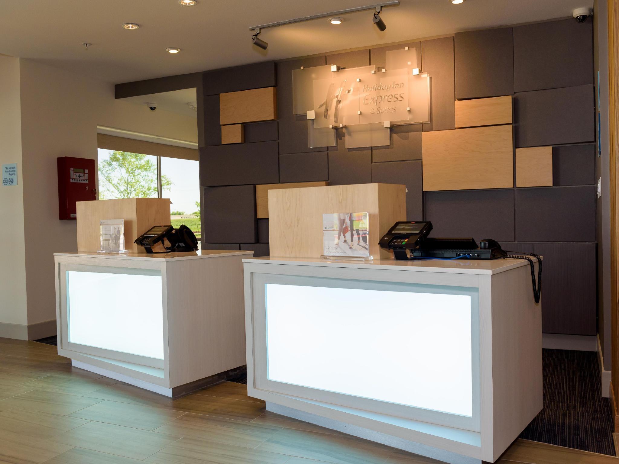 Holiday Inn Express & Suites Mckinney - Frisco East By Ihg Ngoại thất bức ảnh