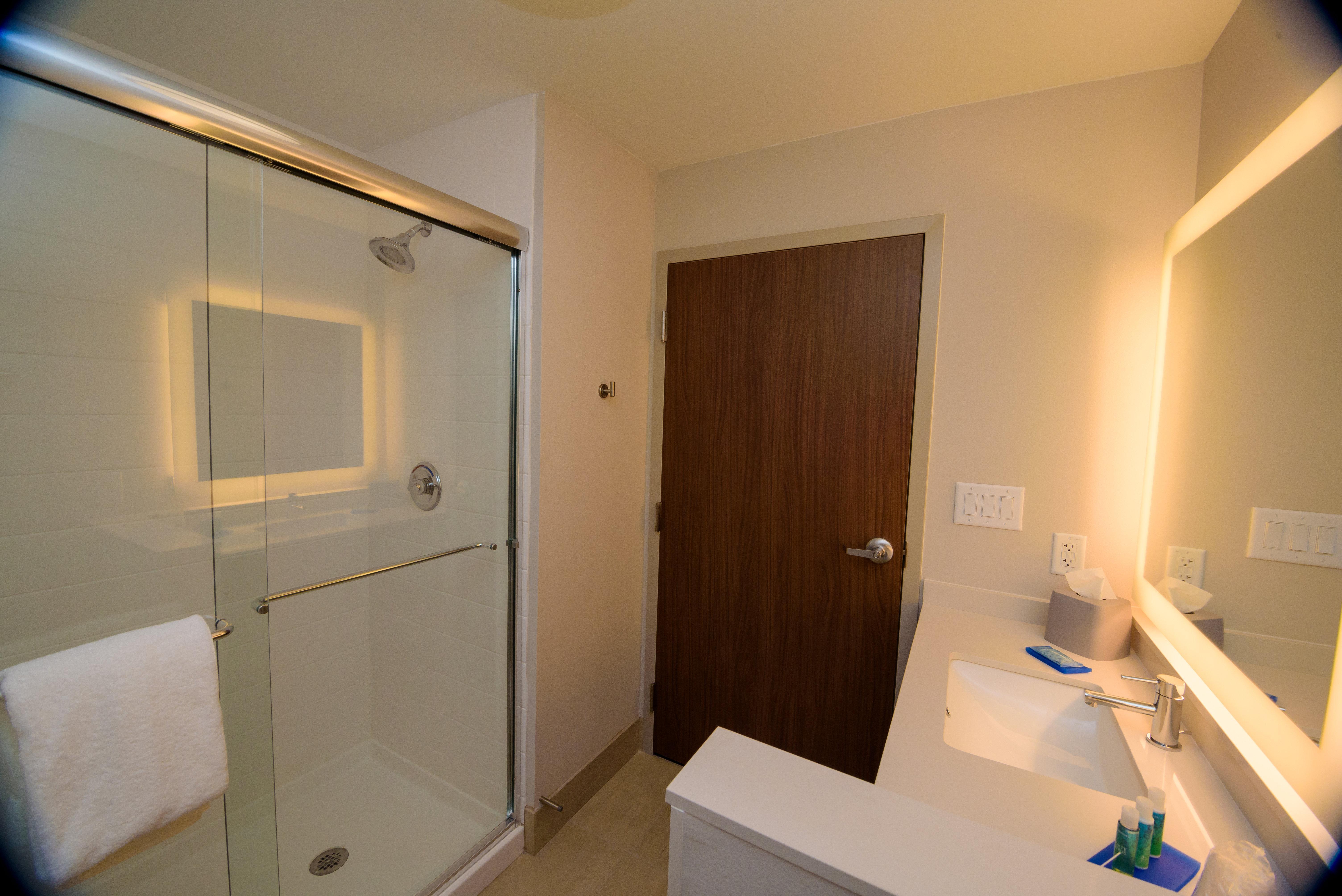 Holiday Inn Express & Suites Mckinney - Frisco East By Ihg Ngoại thất bức ảnh