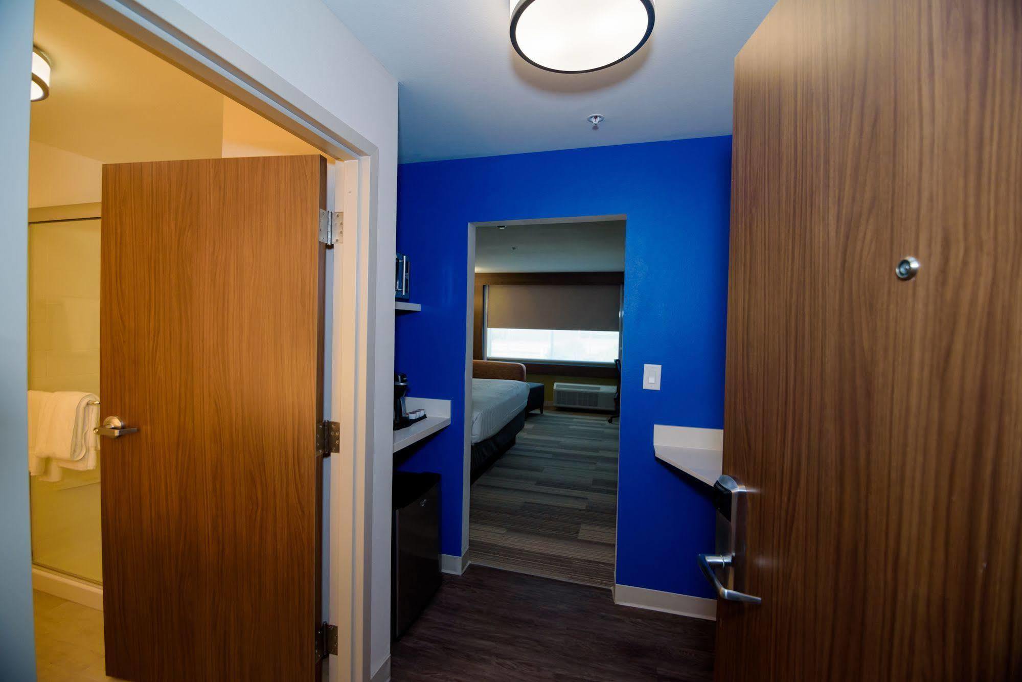 Holiday Inn Express & Suites Mckinney - Frisco East By Ihg Ngoại thất bức ảnh